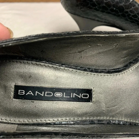 Bandolino black heels size 6.5 open toe does have some wear - Picture 2 of 10